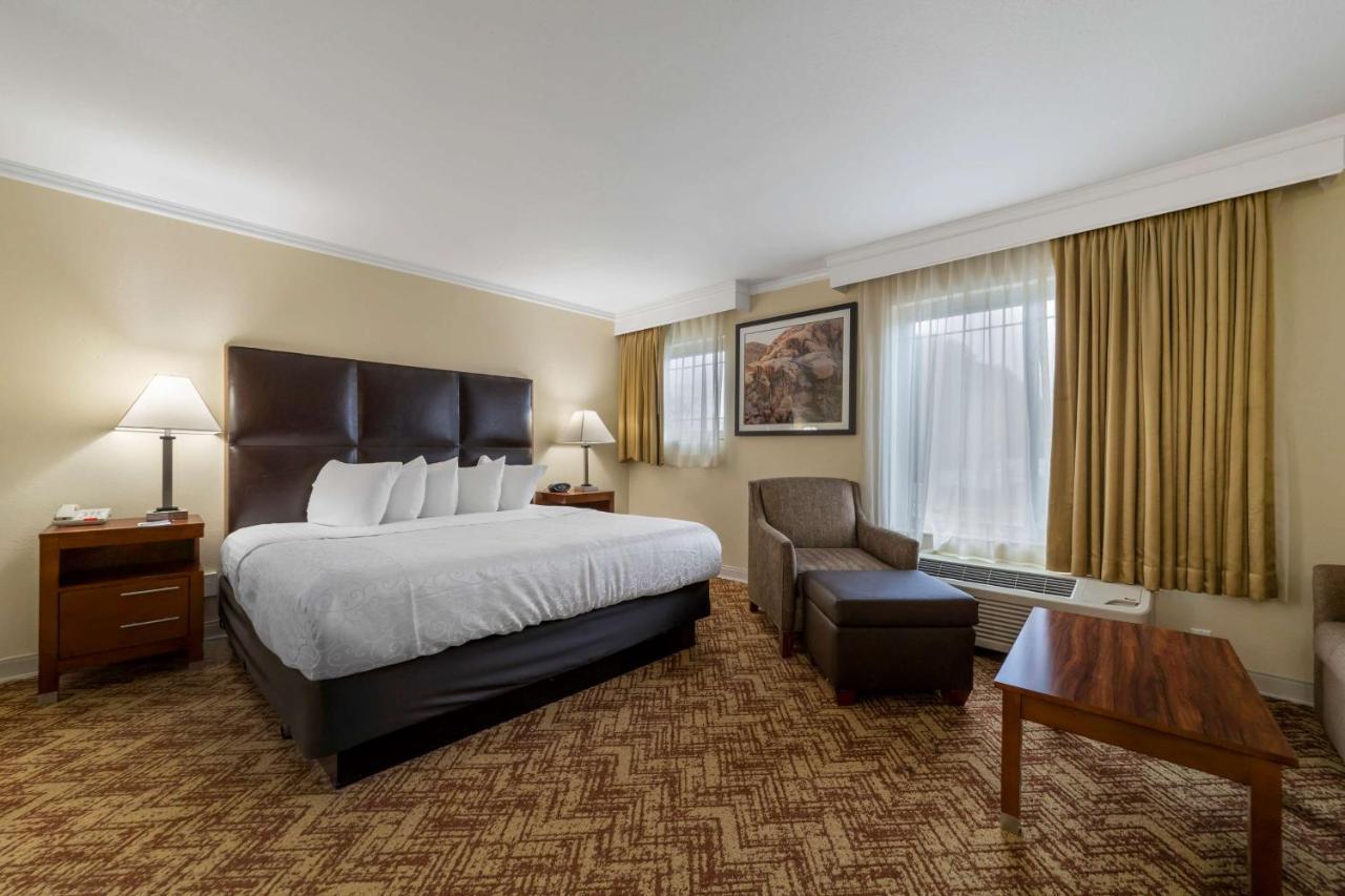 Best Western Plus Northwoods Inn Crescent City Ngoại thất bức ảnh
