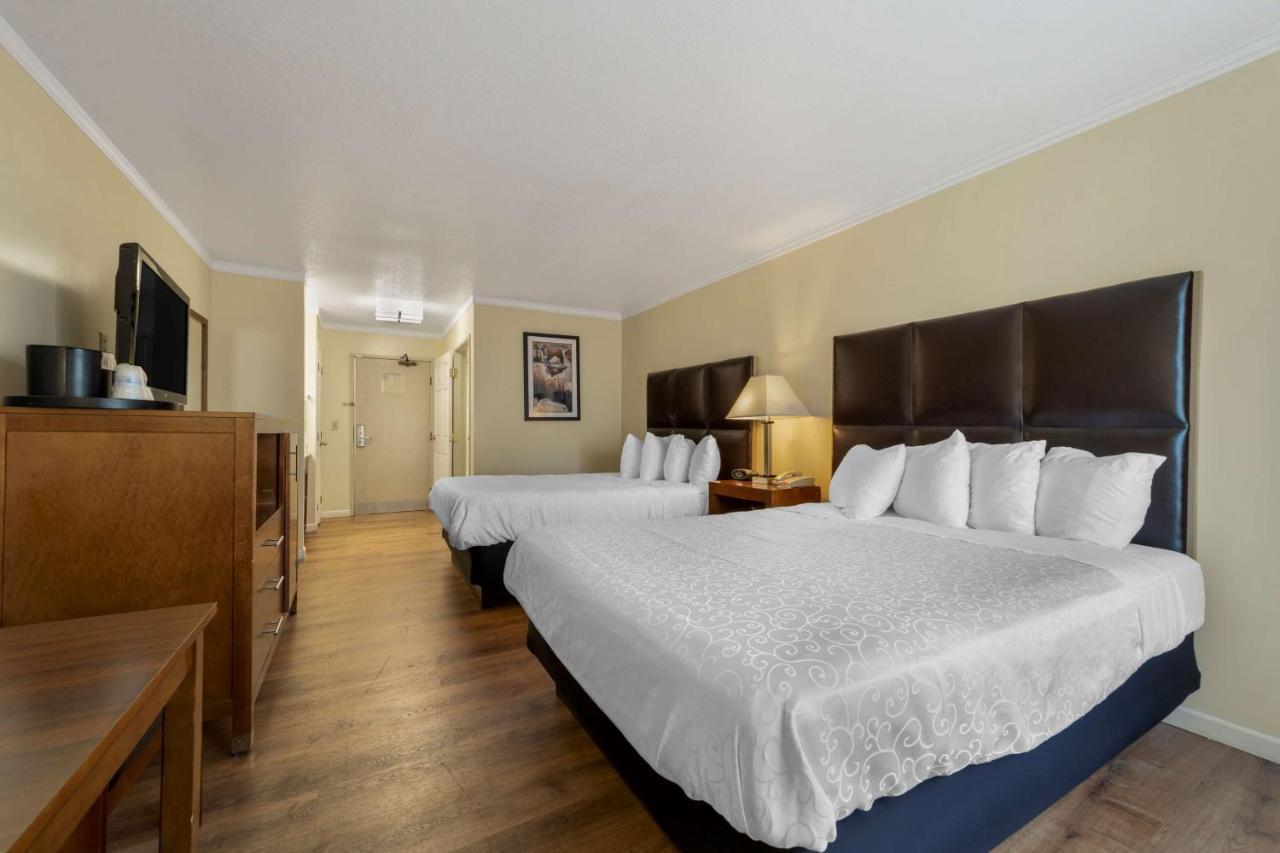 Best Western Plus Northwoods Inn Crescent City Ngoại thất bức ảnh
